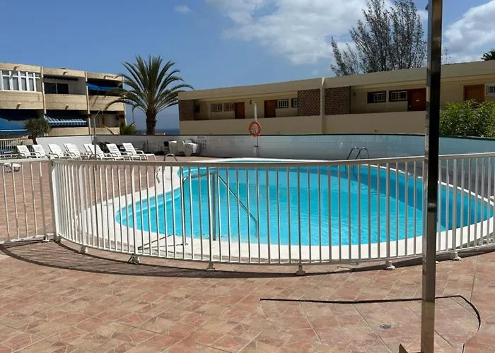 Kalma Beach House,By Mahbo
